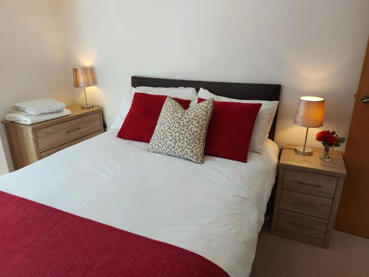 City 2 Bed, 2 Bath, Free Parking & Wifi Sheffield Exterior photo
